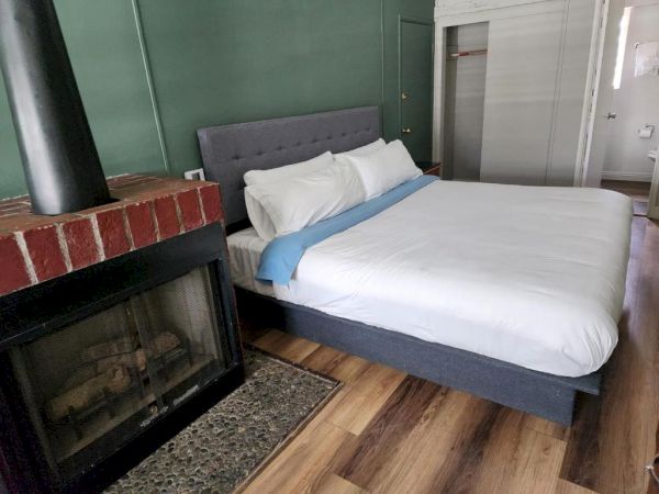 Studio 9 Big Bear Lake